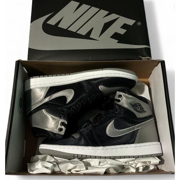 Nike Air Jordan 1 Retro High OG Satin Shadow Women’s 7.5 fits Youth 6Y NIB - Picture 2 of 13